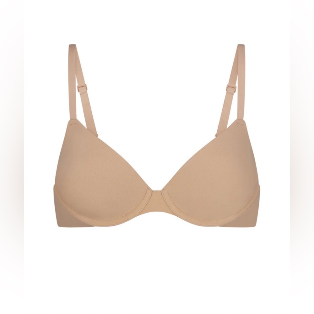 NWOT SKIMS Fits Everybody T-Shirt Demi Bra - 36D